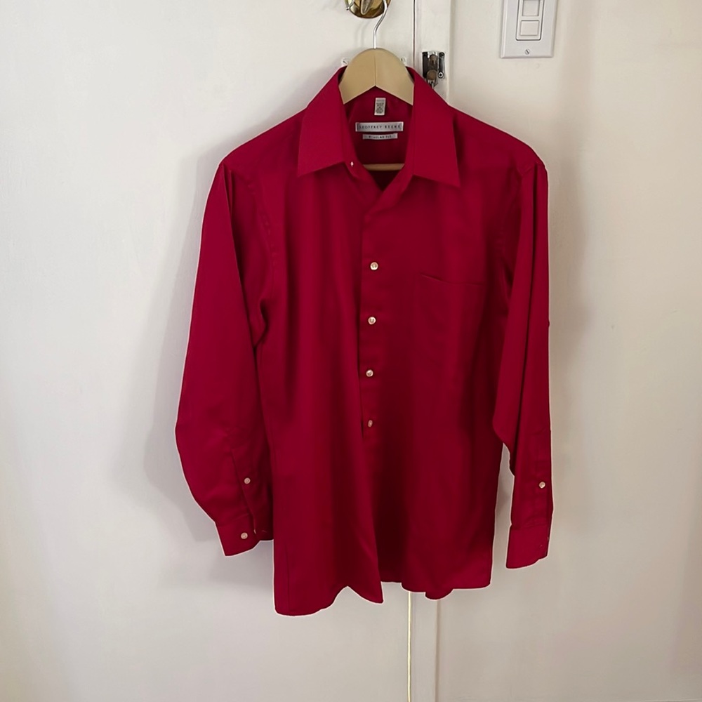 Geoffrey Beene long sleeve pomegranate shirt . Cotton/ polyester . Wrinkle free